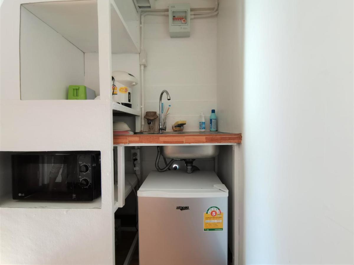 Phuhaya Bamboo Bungalows Ko Lanta Exteriör bild